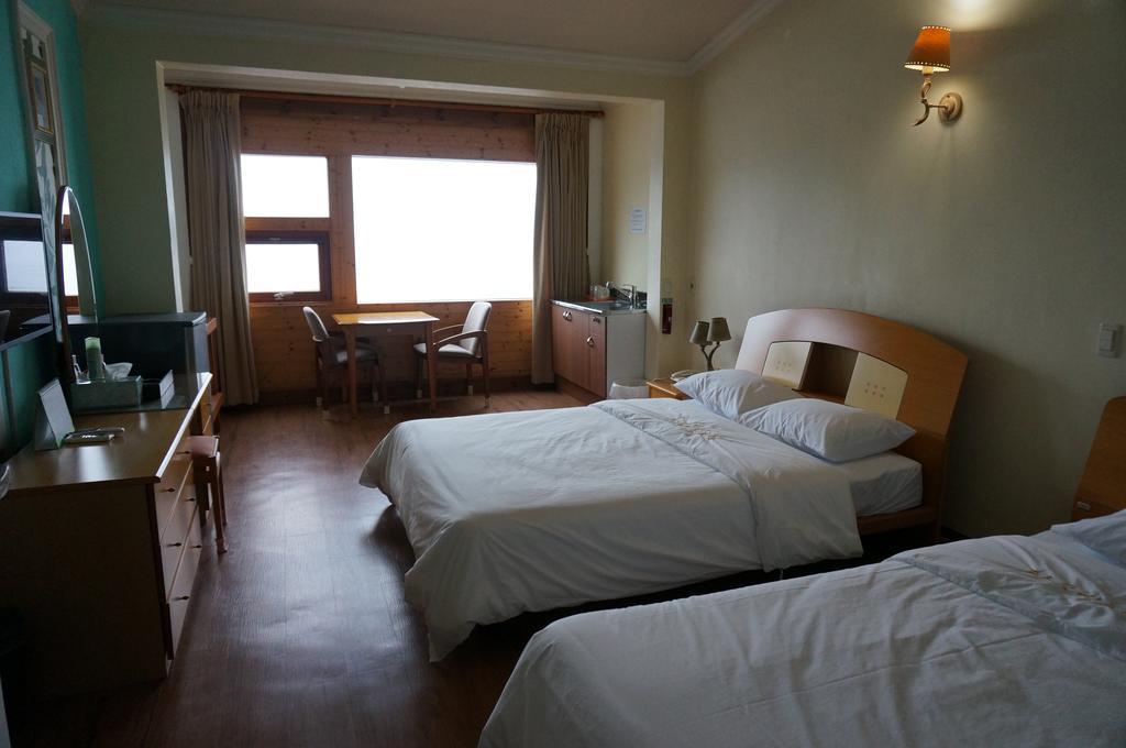 Park Beach Hotel جيجو الغرفة الصورة